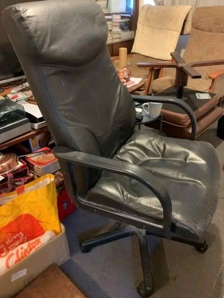 Photo of free Office chair on castors (Enfield EN1) #1