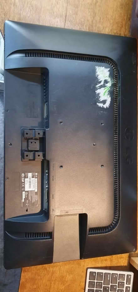 Photo of free LG 24 inch computer Monitor (Orpington, Green Street Green) #4