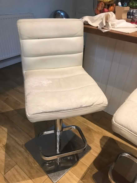 Photo of free 4 gas lift leather barstools (Solihull B91) #3