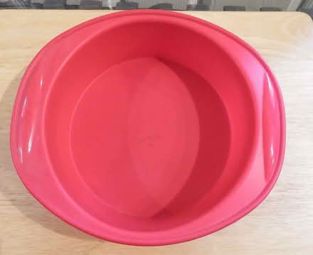 Photo of free Large Silicone Cake Tin (Vale LA1) #2