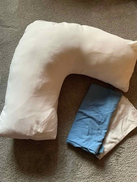 Photo of free L-shaped Pillow (Stirchley B30) #1