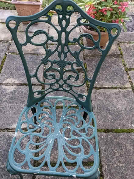 Photo of free Garden chair (West Acton W3) #1