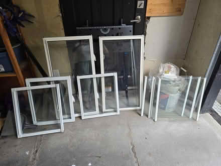 Photo of free Old windows (Vanier north) #1