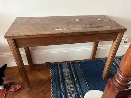 Photo of free small workbench/table (Stroud GL5) #1