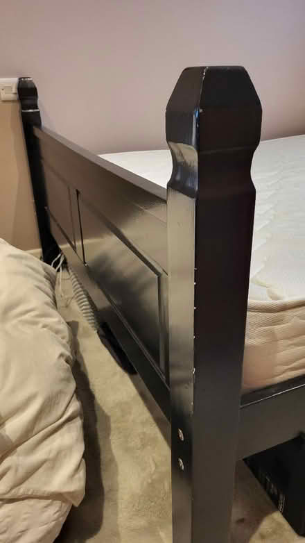 Photo of free King Size Bed including mattress (LL17) #3