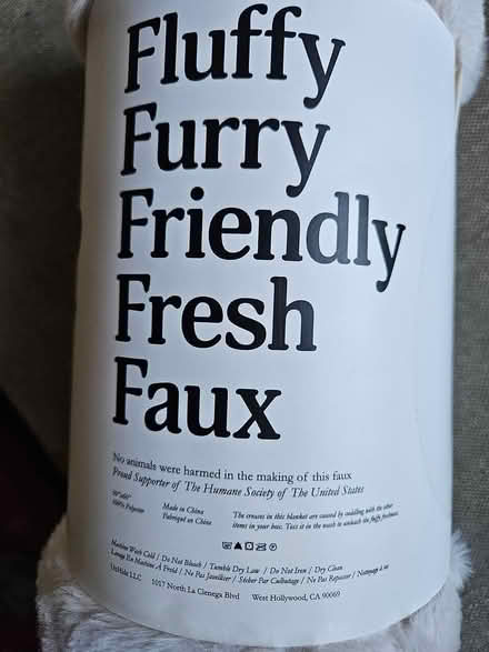 Photo of free brand new faux fur throw/blanket (Roxbury) #3