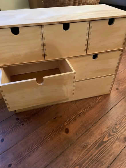 Photo of free drawers ikea 42W 18D 32H, pick up from N1 8DN (islington N1) #1