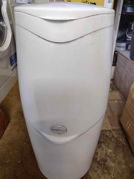 Photo of free AngelCare nappy bin (Carpenders Park, WD19) #2