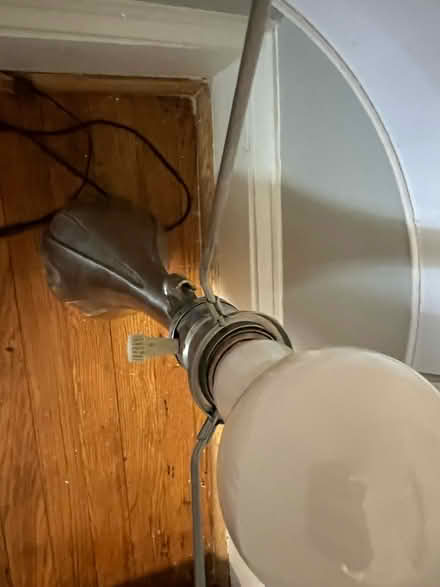 Photo of free Lamp (Petworth) #2