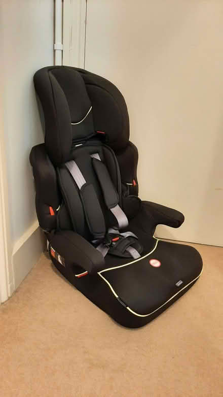 Photo of free Unused John Lewis Child Car Seat (Battersea SW11) #2