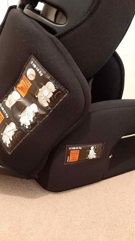 Photo of free Unused John Lewis Child Car Seat (Battersea SW11) #4