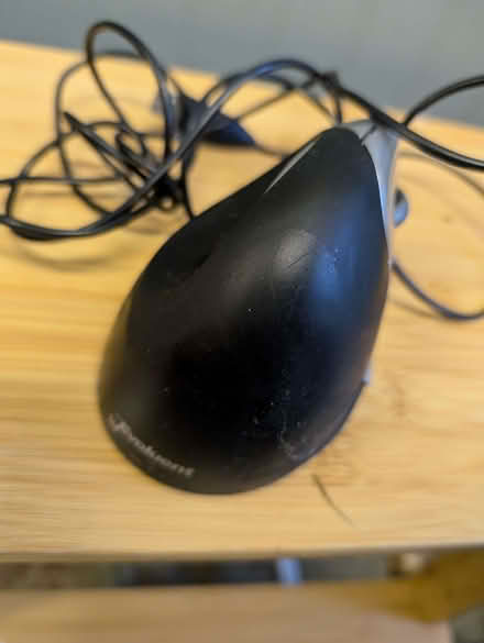 Photo of free vertical mouse (greater comfort) (Kidlington OX5) #2