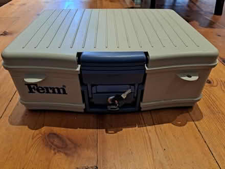 Photo of free Lockable box or minisafe (Teddington TW11) #1