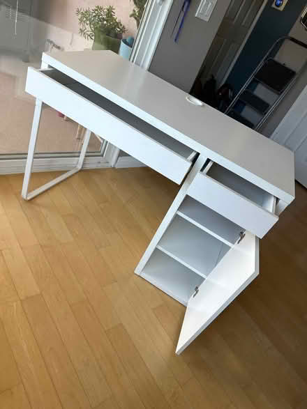 Photo of free IKEA desk (Painted trails) #1