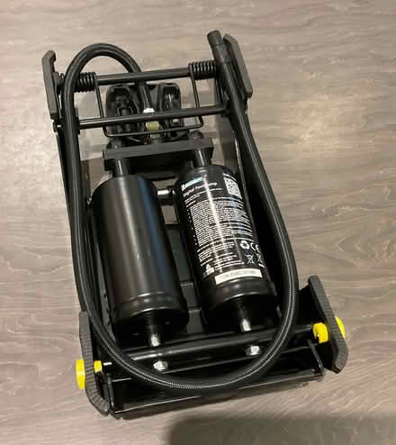 Photo of free Michelin Foot Pump (Stroud GL10) #3