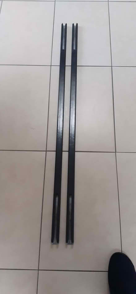 Photo of free roof bars - thule - mondeo saloon (Havant PO9) #3