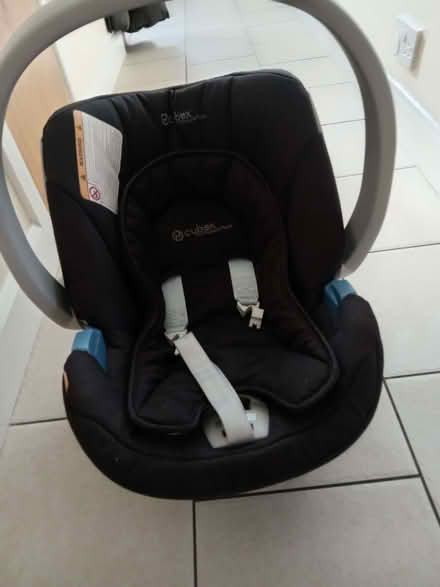 Photo of free baby carrier/car seat also pram top for mamas and papas (West Park WA10) #2