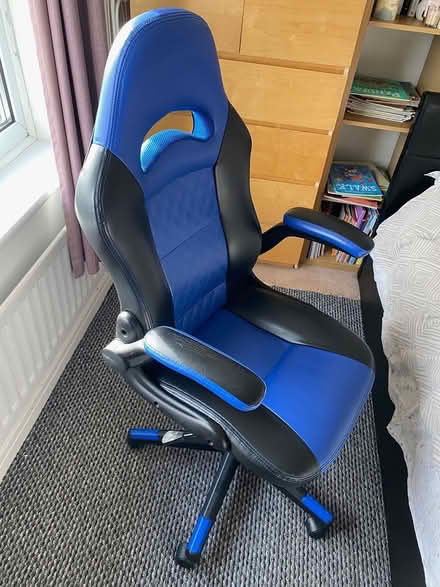 Photo of free Blue & Black Gaming/Office Chair (L14 Dovecot) #2