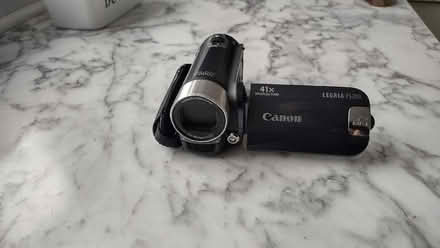 Photo of free Canon Legria camcorder (Warmfield WF6) #4