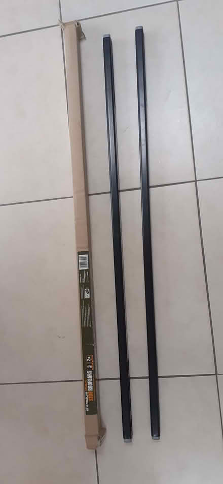 Photo of free roof bars - mondeo estate (Havant PO9) #2