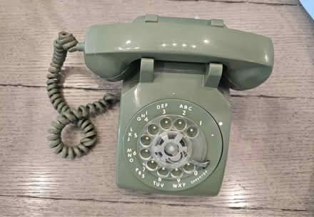 Photo of Rotary phone (Hayward D street) #1