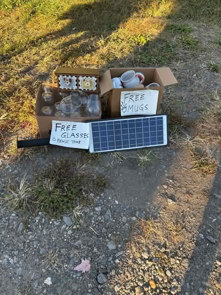 Photo of free Drinkware (Shannon Airport/Sylvania Hts) #1