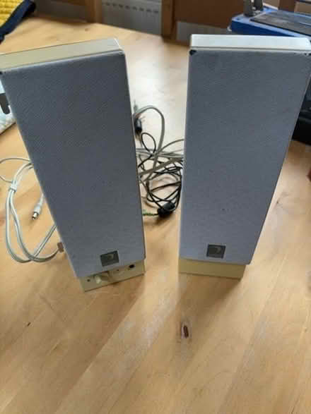 Photo of free Pair of computer speakers (France Lynch GL6) #1