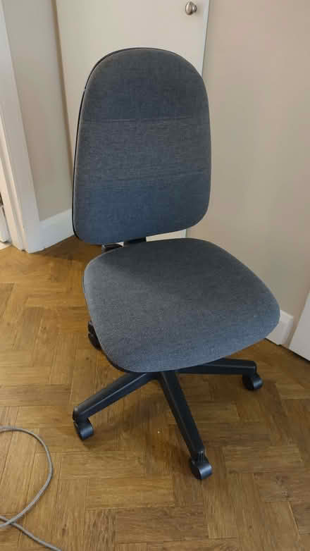 Photo of free Grey office swivel chair (Malvern Link WR14) #1