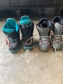 Photo of free Burton Snowboard and bindings (77 Havemeyer Lane, Stamford) #4