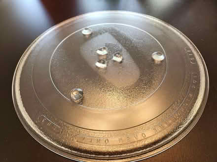 Photo of free Microwave plate and ring (Rockville) #2