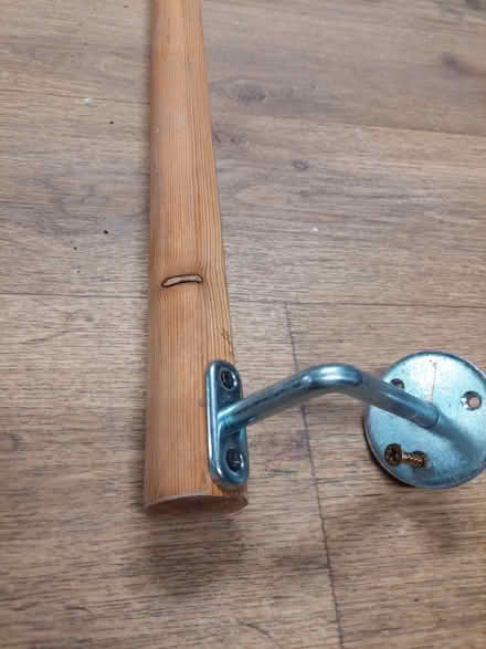 Photo of free Wooden handrail (TN13) #2