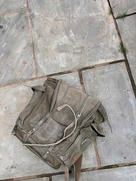 Photo of free Large army style canvas backpack (France Lynch GL6) #2