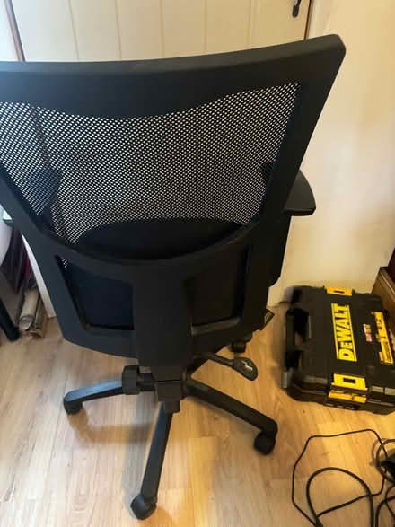 Photo of free Office chair (Harpenden) #3
