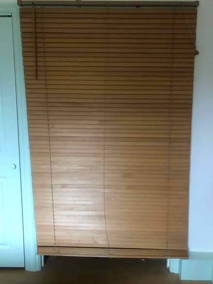 Photo of free Wooden Venetian blind (BN35JP) #1