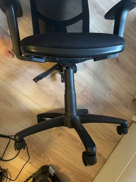 Photo of free Office chair (Harpenden) #2