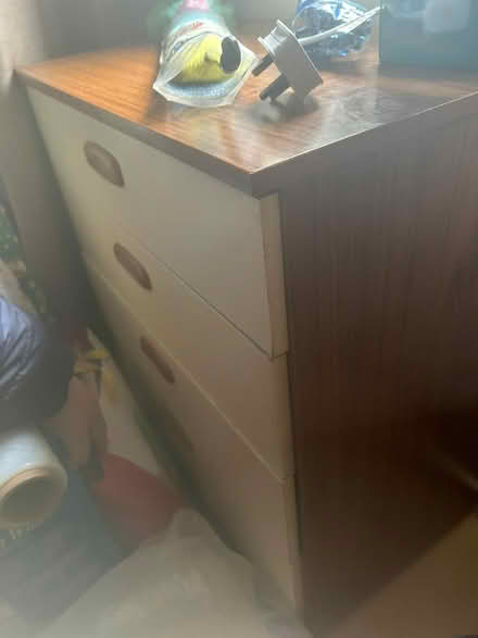 Photo of free Schreiber 4 drawer cabinet (LS12 3 near Aldi Tong Road) #2
