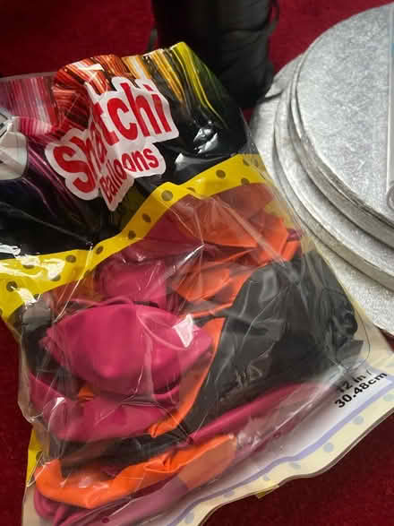 Photo of free Cake boards and balloons (Prestwich M25) #3