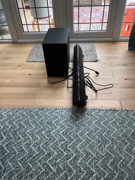 Photo of free Soundbar and speaker (Anstey LE7) #1