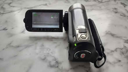 Photo of free Canon Legria camcorder (Warmfield WF6) #2