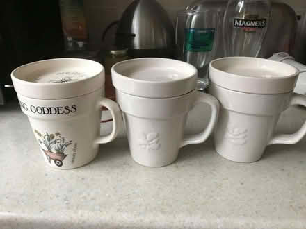 Photo of free 3 (new and unused) mugs with lid (Cookridge LS16) #1