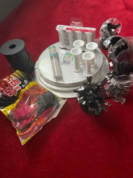 Photo of free Cake boards and balloons (Prestwich M25) #1