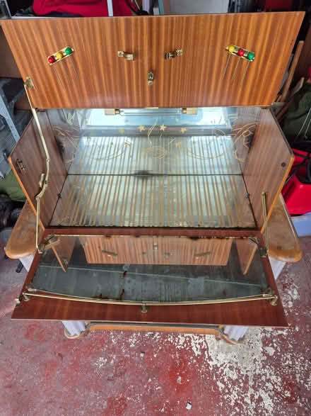 Photo of free Drinks cabinet (Slough central SL1) #4