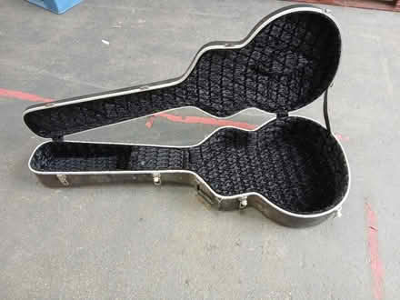 Photo of free Bass guitar case (BS2 St Phillips) #2