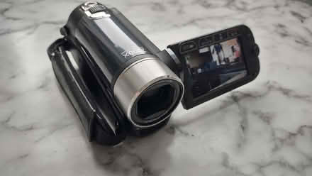 Photo of free Canon Legria camcorder (Warmfield WF6) #1