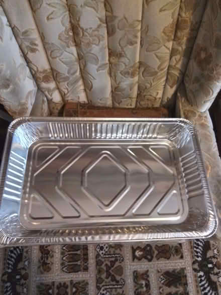 Photo of free 5 extra-large foil trays (Fords Farm RG31) #1