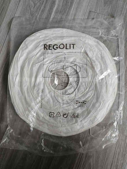 Photo of free Paper light shade (Clapham Common) #1