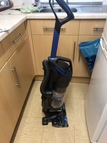 Photo of free vax onePWR Cordless vacuum cleaner (Buckland TQ12) #2