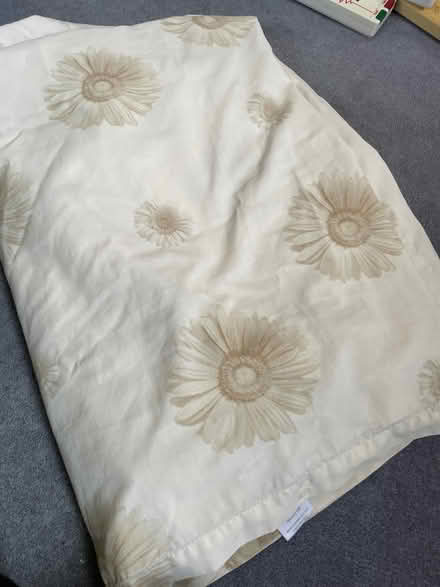 Photo of free Single duvet cover (Charvil RG10) #1