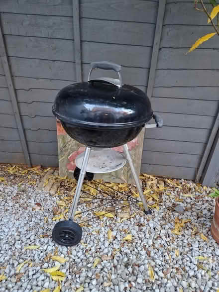 Photo of free BBQ Weber (SW6) #1