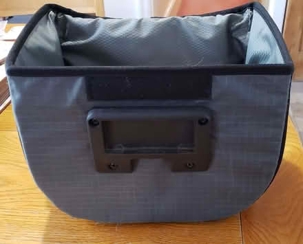 Photo of free Altura Handlebar Bag (Linslade LU7) #1